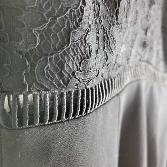 Bardot Faedra Lace Long Sleeve Bell Flare Sleeve Midi Sheath Dress - Picture 5 of 12